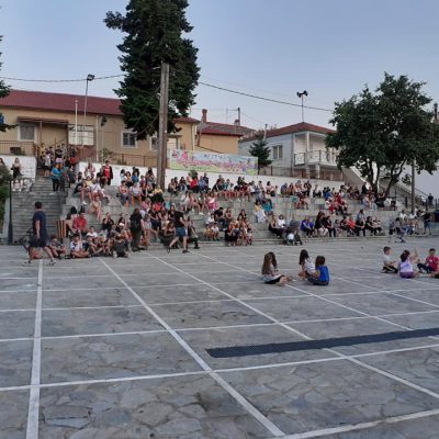 image-357429 kozan.gr: Γέμισε παιδικές φωνές και χαμόγελα, η πλατεία του Λιβαδερού, στο πλαίσιο του 6ου φεστιβάλ παραδοσιακών παιχνιδιών (Φωτογραφίες)