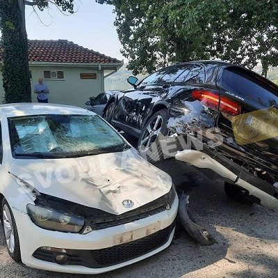 image-357850 “Τρελή” πορεία ΙΧ – Τράκαρε παρκαρισμένα στην Καστοριά