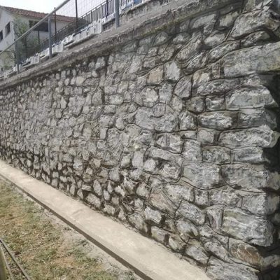 image-358877 Βοΐο: Συνεχίζονται οι εργασίες ανακαίνισης του περιβάλλοντος χώρου του Δημοτικού γηπέδου Νεάπολης (Φωτογραφίες)