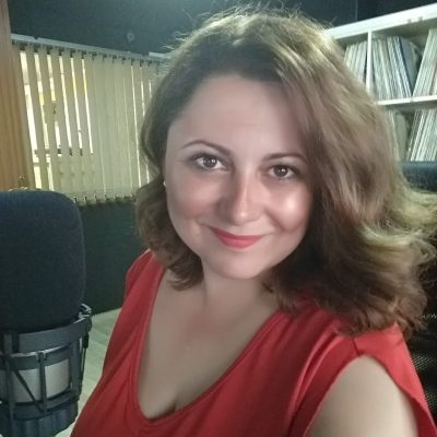 image-361505 Από την Δευτέρα 6 Σεπτεμβρίου, από τις 9:00 ως τις 11:00 το πρωί, η Μαρία Κοτζακόλιου, θα παρουσιάζει τοπικές ειδήσεις, τα σημαντικότερα νέα της χώρας και του κόσμου σε συνδυασμό με την καλύτερη ελληνική μουσική – Συντονιστείτε στον Μελωδία 102,4
