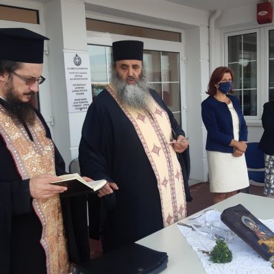 image-362890 kozan.gr: Παρουσία της βουλευτή της ΝΔ Κοζάνης Π. Βρυζίδου και του Δημάρχου Εορδαίας Π. Πλακεντά ο αγιασμός στο Ενιαίο Ειδικό Επαγγελματικό Γυμνάσιο-Λύκειο Πτολεμαϊδας (Βίντεο & Φωτογραφίες)