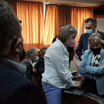 image-366549 Μόσχος – Μάστορας (εκπροσωπώντας την ΓΕΝΟΠ) στην Πορτογαλίδα, Ευρωπαϊκή Επίτροπο, Ελίζα Φερέιρα: “Ο κόσμος φεύγει χάθηκαν 3500 θέσεις εργασίας και οι πολίτες δεν βλέπουν μέλλον” – ” Η δημιουργία του Ταμείου Δίκαιης Μετάβασης είναι να “απαντήσει “στους προβληματισμούς που εκφράστηκαν”, απάντησε η Επίτροπος