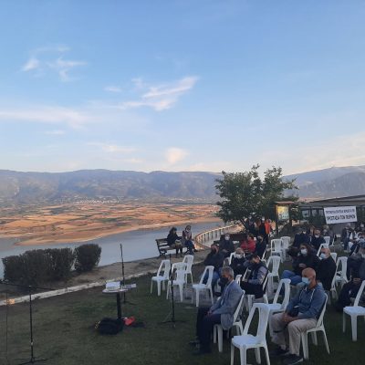 image-366993 kozan.gr: Ένα ακόμη “ΟΧΙ” στην εγκατάσταση ανεμογεννητριών στα Πιέρια ακούστηκε, αναλύθηκε κι αιτιολογήθηκε στην εκδήλωση, που πραγματοποιήθηκε το απόγευμα της Κυριακής 3/10, στην πλατεία Νεράϊδας (Βίντεο & Φωτογραφίες)