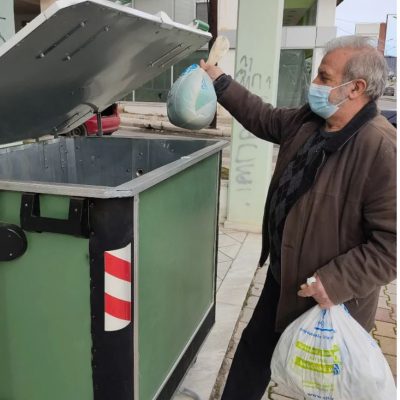 image-367284 Έξυπνος κάδος απορριμμάτων, άκαυστος, ελαφρύς και φτιαγμένος – Tο αμέσως επόμενο διάστημα θα τοποθετηθούν σε περιοχές των δήμων Κοζάνης και Βοΐου, προκειμένου να δοκιμαστούν σε πραγματικές συνθήκες
