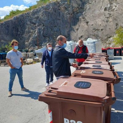 image-367747 Έξυπνους» κάδους βιοαποβλήτων απέκτησε ο Δήμος Κοζάνης: Συλλέγουν & καταγράφουν δεδομένα για τη θερμοκρασία, τη σύνθεση και την πληρότητα του κάθε κάδου