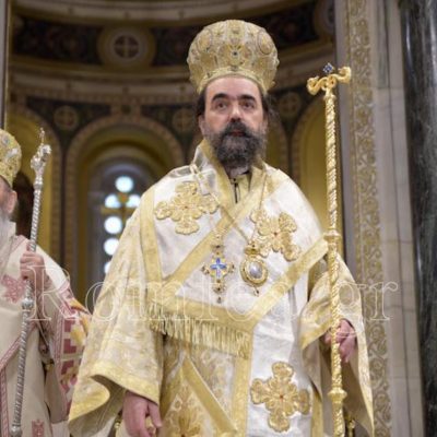 image-368151 Παρουσία πλήθος πιστών τελέσθηκε σήμερα, Κυριακή 10 Οκτωβρίου 2021 η χειροτονία του νέου Μητροπολίτη Καστορίας κ. Καλλινίκου (Φωτογραφίες & Βίνεο)