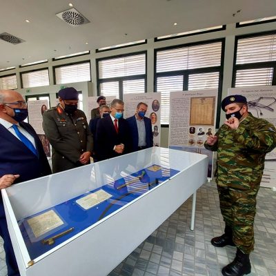 image-368527 Δήμος Κοζάνης: Άνοιξε τις πύλες της η έκθεση κειμηλίων του Πολεμικού Μουσείου στο χώρο της Κοβενταρείου Δημοτικής Βιβλιοθήκης