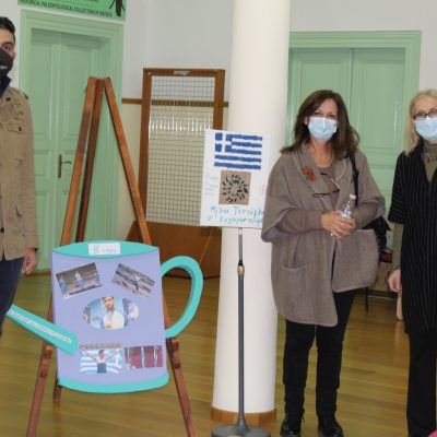 image-369493 Η μητέρα του χρυσού Ολυμπιονίκη Μίλτου Τεντόγλου συζήτησε με γονείς μαθητών του 1ου Δημ. Σχολ. Σιάτιστας (Φωτογραφίες)