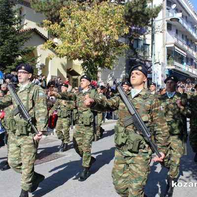 image-372051 kozan.gr: Η στρατιωτική παρέλαση στην Κοζάνη, στο πλαίσιο του εορτασμού της Εθνικής Επετείου της 28ης Οκτωβρίου 1940 (Βίντεο)