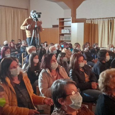 image-372735 kozan.gr: Έκανε πρεμιέρα, στη Γαλατινή, το βράδυ του Σαββάτου 30/10, η θεατρική παράσταση του Μανώλη Μαρκόπουλου “Μασκαρέματα” (Βίντεο & Φωτογραφίες)