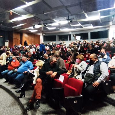 image-373884 kozan.gr: To μονόπρακτο «Το αίμα νερόν κι ίνεται», του συγγραφέα Σίμου Καρακασίδη, παρουσιάστηκε, το βράδυ του Σαββάτου 6/11, στο Πνευματικό Κέντρο Πτολεμαΐδας (Bίντεο & Φωτογραφίες)