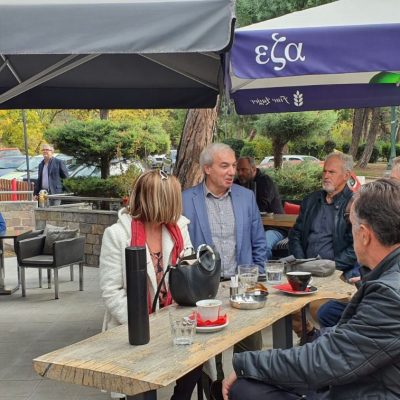image-373937 kozan.gr: Πραγματοποιήθηκε, το πρωί της Κυριακής 7 Νοεμβρίου, στην Κοζάνη, η συνάντηση φίλων κι υποστηρικτών υποψηφιότητας Γ. Παπανδρέου (Φωτογραφίες & Βίντεο)