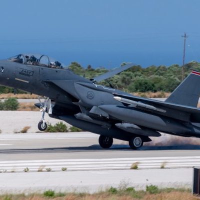 image-374639 Δημοσίευμα του defence-point.gr ισχυρίζεται ότι F-15 της USAF φέρεται να απώλεσε την καλύπτρα του πιλοτηρίου ενώ πετούσε στην ευρύτερη περιοχή της Κοζάνης – Όπως σημειώνεται στο δημοσίευμα η ελληνική πλευρά αρνείται σταθερά να διαψεύσει ή να επιβεβαιώσει το συμβάν