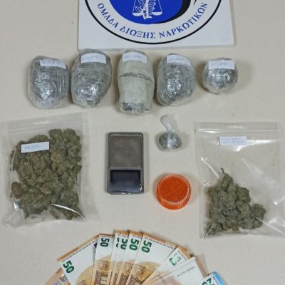 image-378510 Συνελήφθησαν τρεις άτομα στην Πτολεμαΐδα για διακίνηση και κατοχή ναρκωτικών ουσιών – Κατασχέθηκαν Ι.Χ.Ε. αυτοκίνητο, -563- γραμμάρια ακατέργαστης κάνναβης, ηλεκτρονική ζυγαριά και χρηματικό ποσό -520- ευρώ