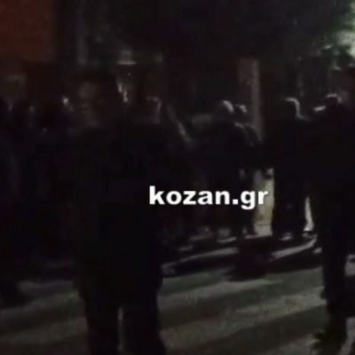 image-379056 kozan.gr: Δρέπανο Κοζάνης: Γιούχαραν τον Δήμαρχο Κοζάνης Λ. Μαλούτα – “Έχει χάσει την επαφή με την κοινωνία ο κύριος”, του φώναζαν και τον χαρακτήρισαν ανεπιθύμητο (Βίντεο – Αποκλειστικές εικόνες)