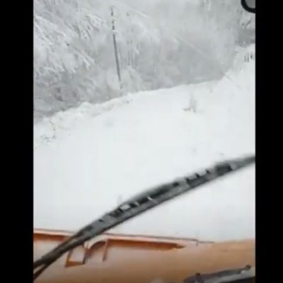 image-380520 kozan.gr: Χιονισμένο τοπίο στην περιοχή Αγίου Παντελεήμονα στην κορυφή του Μουρικίου στα 1600 μέτρα υψόμετρο – Βίντεο μέσα από εκχιονιστικό