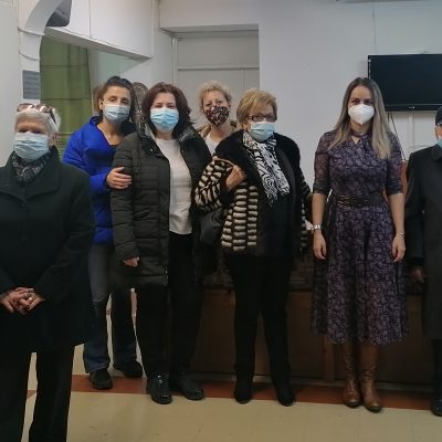 image-383597 Επισκέψεις της Αντιπεριφερειάρχη Κοζάνης Κατερίνας Δαδαμόγια στο πλαίσιο των εορταστικών ημερών και ενίσχυση φορέων μέσω διανομής τροφίμων
