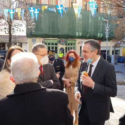 image-383899 Kozan.gr: Ανταλλαγή ευχών με το πέρας της Θείας Λειτουργίας για την πρώτη του έτους (2022) στο Μητροπολιτικό ναό Αγίου Νικολάου Κοζάνης (Φωτογραφίες & Βίντεο)