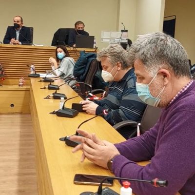 image-384746 kozan.gr: Έχασε την Αντιδημαρχία Τεχνικών Υπηρεσιών ο Ε. Σημανδράκος – Μετά τις πιέσεις των μελών της Ενότητας η επιθυμία του να συνεχίσει για τέσσερα χρόνια στην Αντιδημαρχία Τεχνικών Υπηρεσιών θα παραμείνει ένα ανεκπλήρωτο όνειρο – Ορίστηκε νέος Αντιδήμαρχος Πολεοδομίας – Επιβεβαιώθηκε η πρόβλεψη της στήλης ότι θα αναλάμβανε τη θέση του η Ν. Τουμπουλίδου