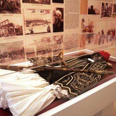image-386801 Δήμος Γρεβενών: Δίνουμε φως στην Ιστορία και τους Αγώνες μας – Δύο σπουδαίες εκθέσεις που αξίζει να δεις (Βίντεο & Φωτογραφίες)