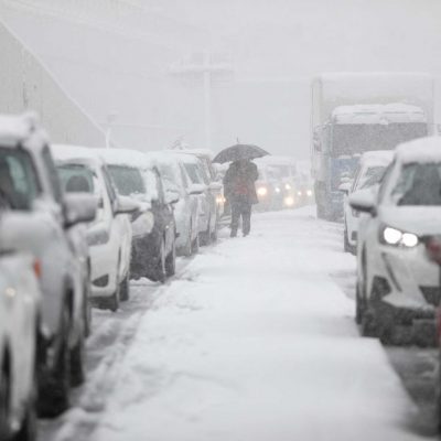 image-387434 kozan.gr: Το “τρολάρισμα”, στα Μέσα Κοινωνικής Δικτύωσης, των Δυτικομακεδόνων στους Αθηναίους, με αφορμή την κακοκαιρία «Ελπίδα» που έπληξε την πρωτεύουσα – Σχόλια και γελοιογραφίες