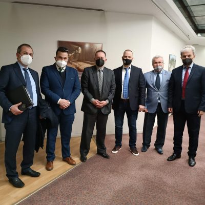 image-387536 Ελληνική Ομοσπονδία Γούνας : Πραγματοποιήθηκε Συντονιστική Σύσκεψη για τα θέματα Εξωστρέφειας του κλάδου της Γούνας, με τη συμμετοχή τεσσάρων Υπουργείων