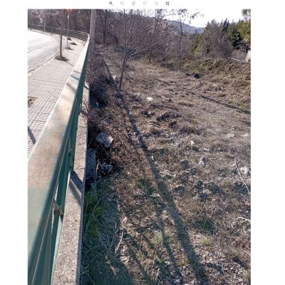 image-398048 Koζάνη: Σχόλιο αναγνώστριας στο kozan.gr: “Αυτή την κατάσταση συναντάμε στους δρόμους γύρω από την πόλη”