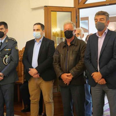 image-405530 Δήμος Γρεβενών: Στην Κοινότητα Βάρης ο Δήμαρχος Γιώργος Δασταμάνης – 27 χρόνια πέρασαν από τον μεγάλο σεισμό (Φωτογραφίες)