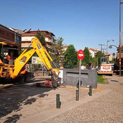 image-408173 Δήμος Γρεβενών: Έναρξη εργασιών για την υπογειοποίηση των απορριμμάτων – Προσοχή από οδηγούς και πεζούς στα σημεία εκτέλεσης του έργου (Φωτογραφίες)