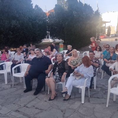 image-408307 kozan.gr: Πτολεμαΐδα: Πραγματοποιήθηκαν, το απόγευμα της Πέμπτης 26/5, στο χώρο του Πνευματικού Κέντρου, τα εγκαίνια της θεματικής έκθεσης ζωγραφικής «Σπουδαίοι Έλληνες», του εικαστικού καλλιτέχνη Φώτη Μανιού (Βίντεο & Φωτογραφίες)