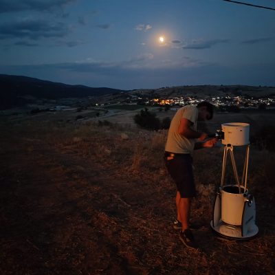 image-422006 Πραγματοποιήθηκε, χθες Τετάρτη 10/8, στο Λιβαδερό, στην τοποθεσία Προφήτης Ηλίας, η εκδήλωση Αστροβραδιάς, από τον Αστρονομικό Σύλλογο Δυτικής Μακεδονίας (Φωτογραφίες)