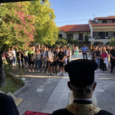 image-427802 Φωτογραφίες από τους αγιασμούς στις σχολικές μονάδες του Βελβεντού