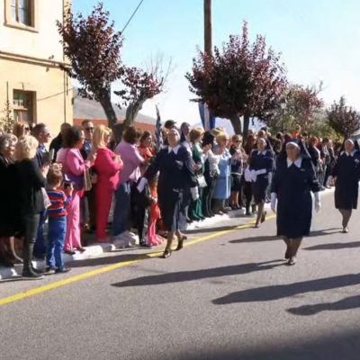 image-437714 Δείτε ΟΛΗ τη σημερινή (4/11) παρέλαση για την 110η επέτειο απελευθέρωσης της Σιάτιστας από τον τουρκικό ζύγο (Βίντεο)