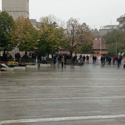 image-438460 Ντροπή!!! (Με αφορμή την σημερινή πενιχρή απεργιακή συγκέντρωση στην κεντρική πλατεία της Κοζάνης) – Από τους κομματικούς στρατούς και τις κομματικές φυλακές στην Απελευθέρωση (Γράφει ο Θεόφιλος Παπαδόπουλος)