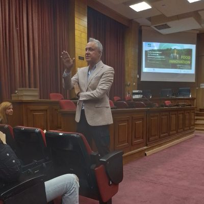 image-440216 Άλλη μια πρωτοβουλία της Περιφέρειας Δυτικής Μακεδονίας στέφθηκε με ΠΛΗΡΗ ΑΠΟΤΥΧΙΑ, καθώς για την ημερίδα ΔΕΝ ενημερώθηκαν οι πολίτες (Γράφει η SANDRA BAJIC)