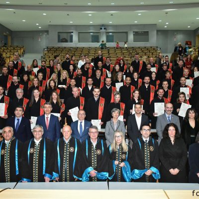image-440410 Πραγματοποιήθηκε η 2η ορκωμοσία των αποφοίτων μεταπτυχιακών φοιτητών του Διεθνούς Διιδρυματικού-Διατμηματικού κοινού Προγράμματος Μεταπτυχιακών Σπουδών «Διαχείριση και Μεταφορά Φυσικού Αερίου και Πετρελαίου» του Πανεπιστημίου Δυτικής Μακεδονίας σε συνεργασία με το Κρατικό Οικονομικό Πανεπιστήμιο του Αζερμπαϊτζάν – UNEC