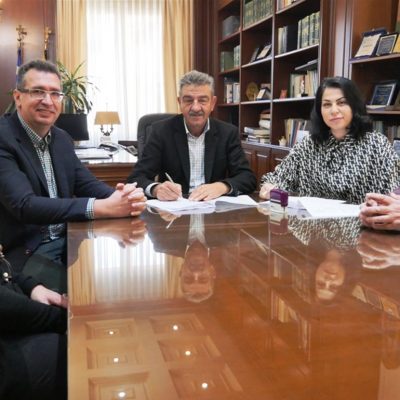 image-440613 Δήμος Γρεβενών: Υπεγράφη η σύμβαση για την ανάπλαση της 13ης Οκτωβρίου – Ένα ακόμη μεγάλο έργο ξεκινά (Φωτογραφίες)